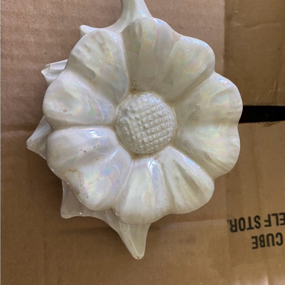 Blomor Iridescent vintage Pearl White Ceramic Trinket Dish